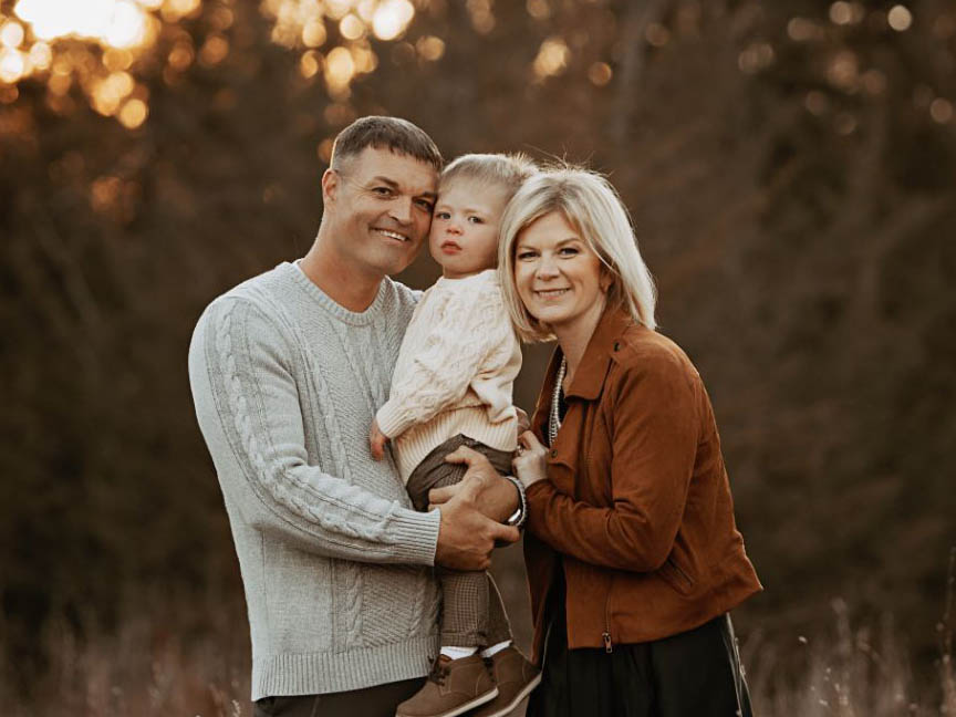 Agent Glen Salow image number 2